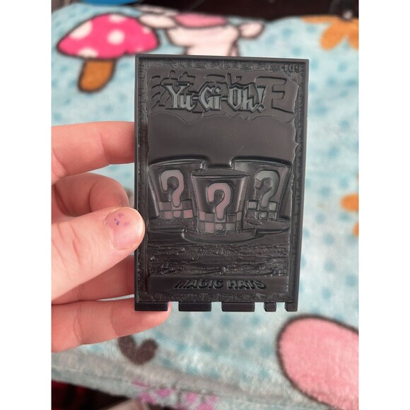Yugioh Figure - 2002 Magic Hats w/ Card - Mattel 2" Mini Anime Vtg - Picture 4 of 4